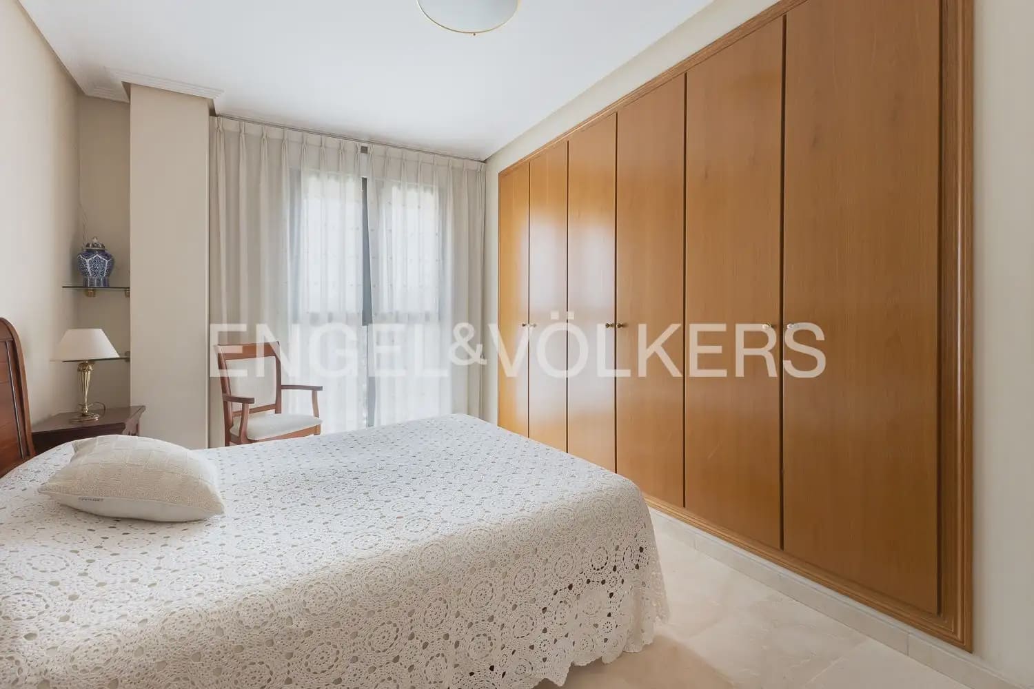 3 Zimmer Wohnung zu vermieten in Valencia Stadt mit Pool Garage - 2.000 € (Ref: 10000620)