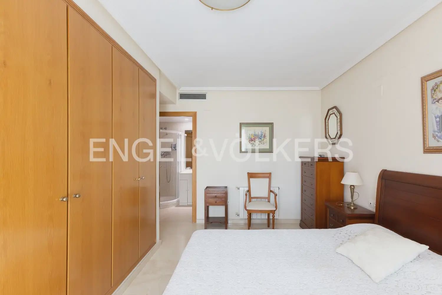 3 Zimmer Wohnung zu vermieten in Valencia Stadt mit Pool Garage - 2.000 € (Ref: 10000620)