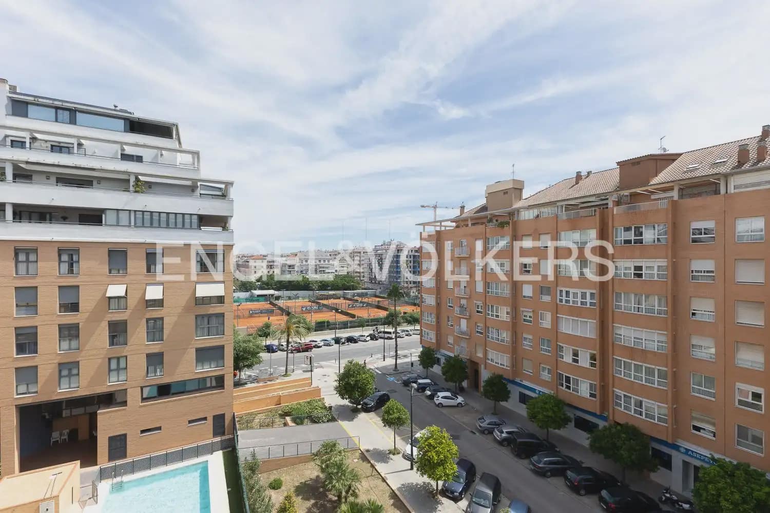 3 Zimmer Wohnung zu vermieten in Valencia Stadt mit Pool Garage - 2.000 € (Ref: 10000620)