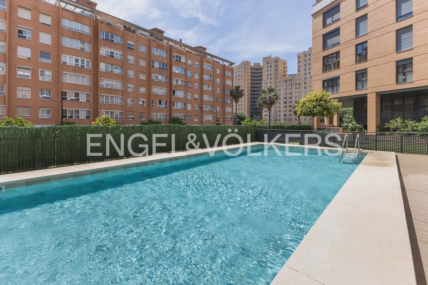 3 Zimmer Wohnung zu vermieten in Valencia Stadt mit Pool Garage - 2.000 € (Ref: 10000620)