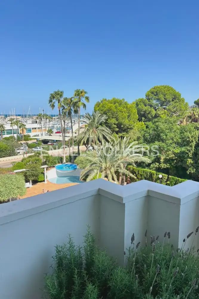 2 sovrum Lägenhet att hyra i Denia med pool - 1 550 € (Ref: 10000621)