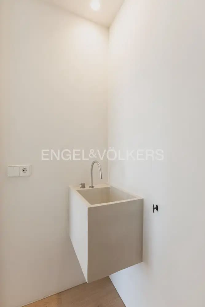 2 bedroom Flat for rent in Denia with pool - € 1,550 (Ref: 10000621)