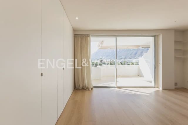Piso de 2 habitaciones en El Puerto, Dénia en alquiler con piscina - 1.550 € (Ref: 10000621)