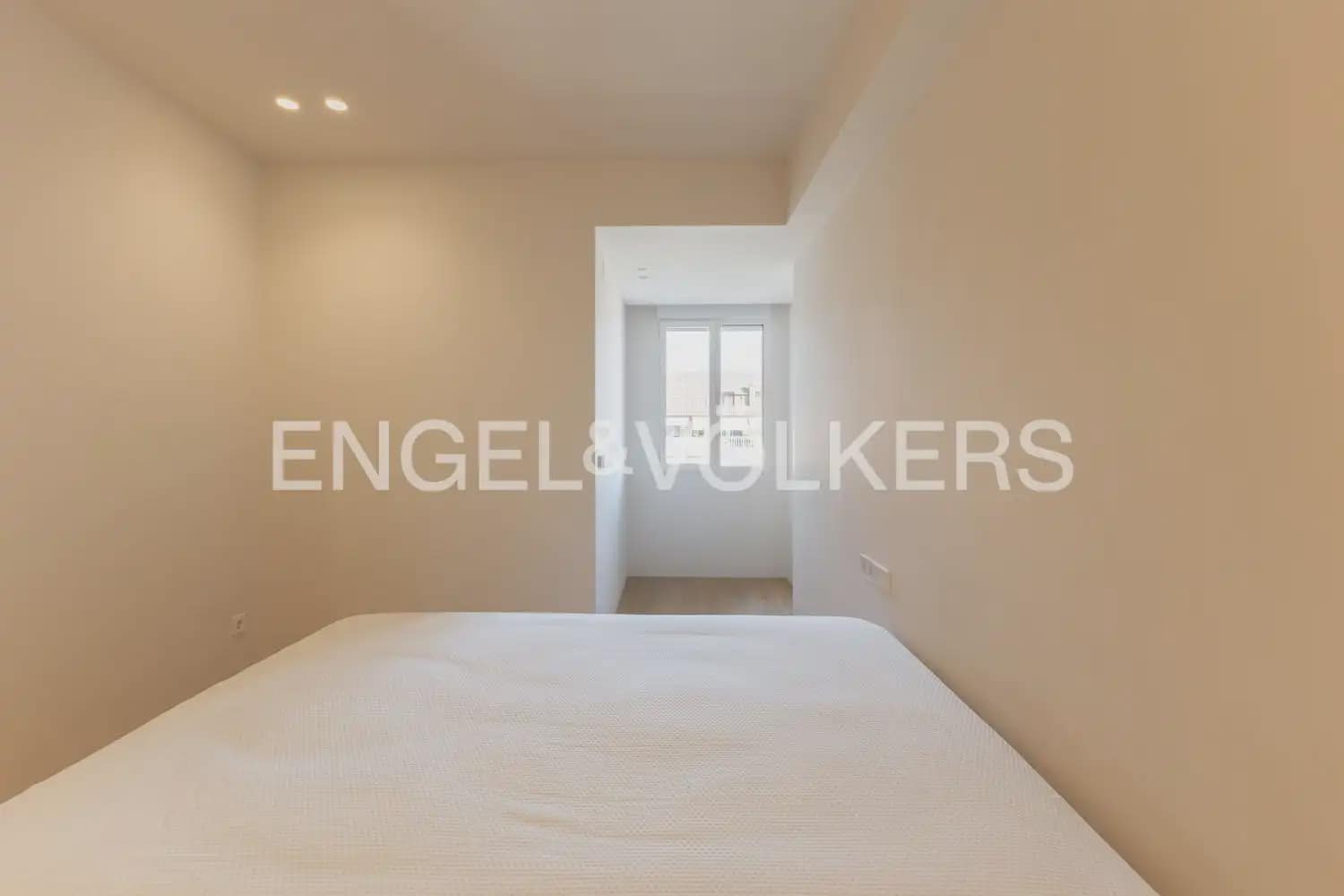 2 bedroom Flat for rent in Denia with pool - € 1,550 (Ref: 10000621)