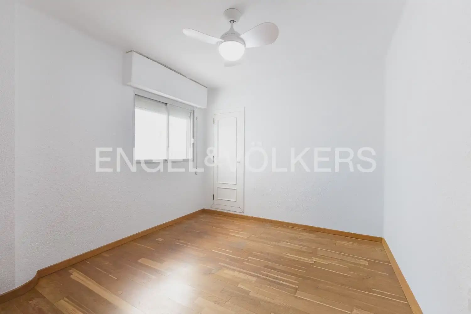 Ático de 4 habitaciones en València ciudad en venta con garaje - 580.000 € (Ref: 10000622)