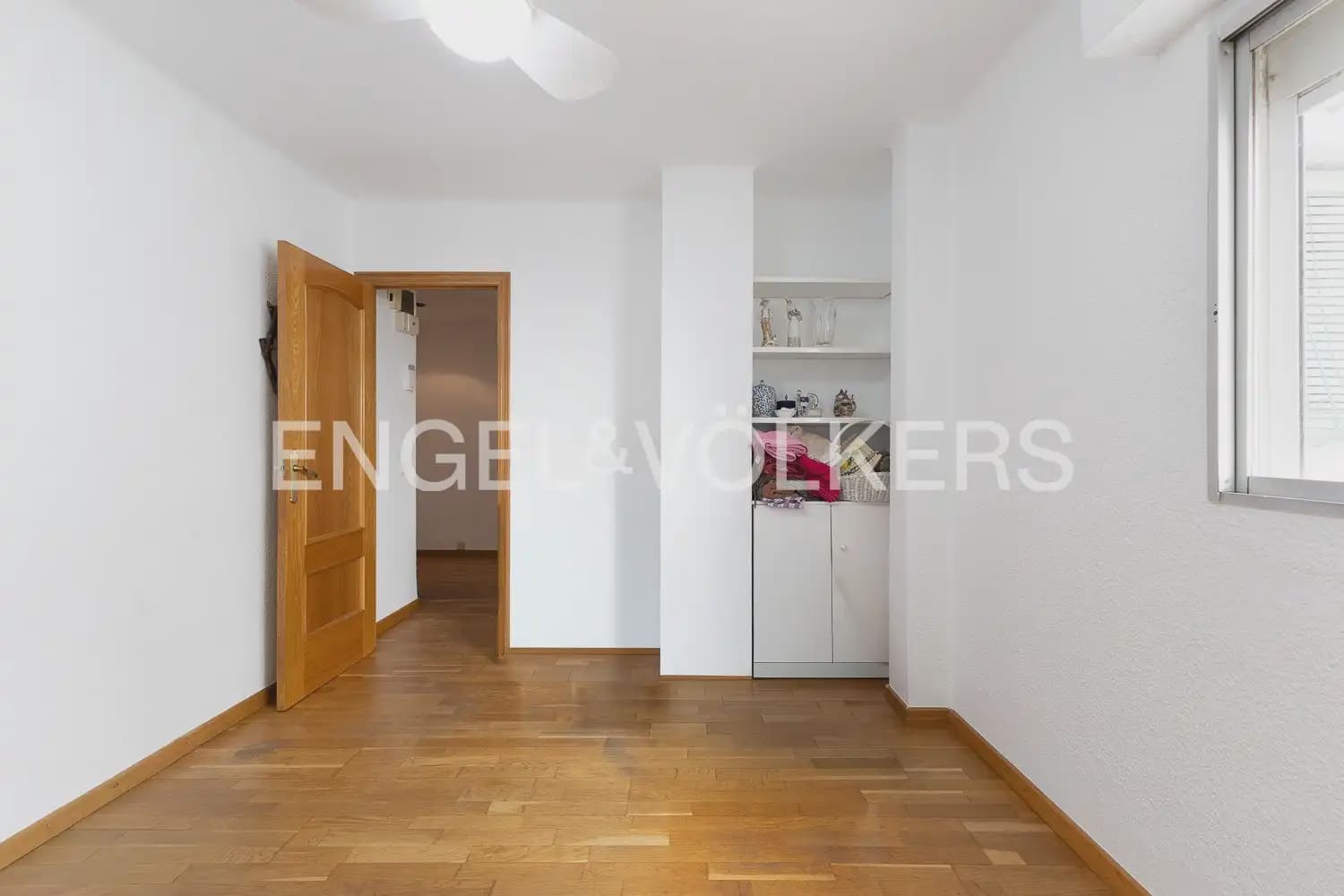 Ático de 4 habitaciones en València ciudad en venta con garaje - 580.000 € (Ref: 10000622)