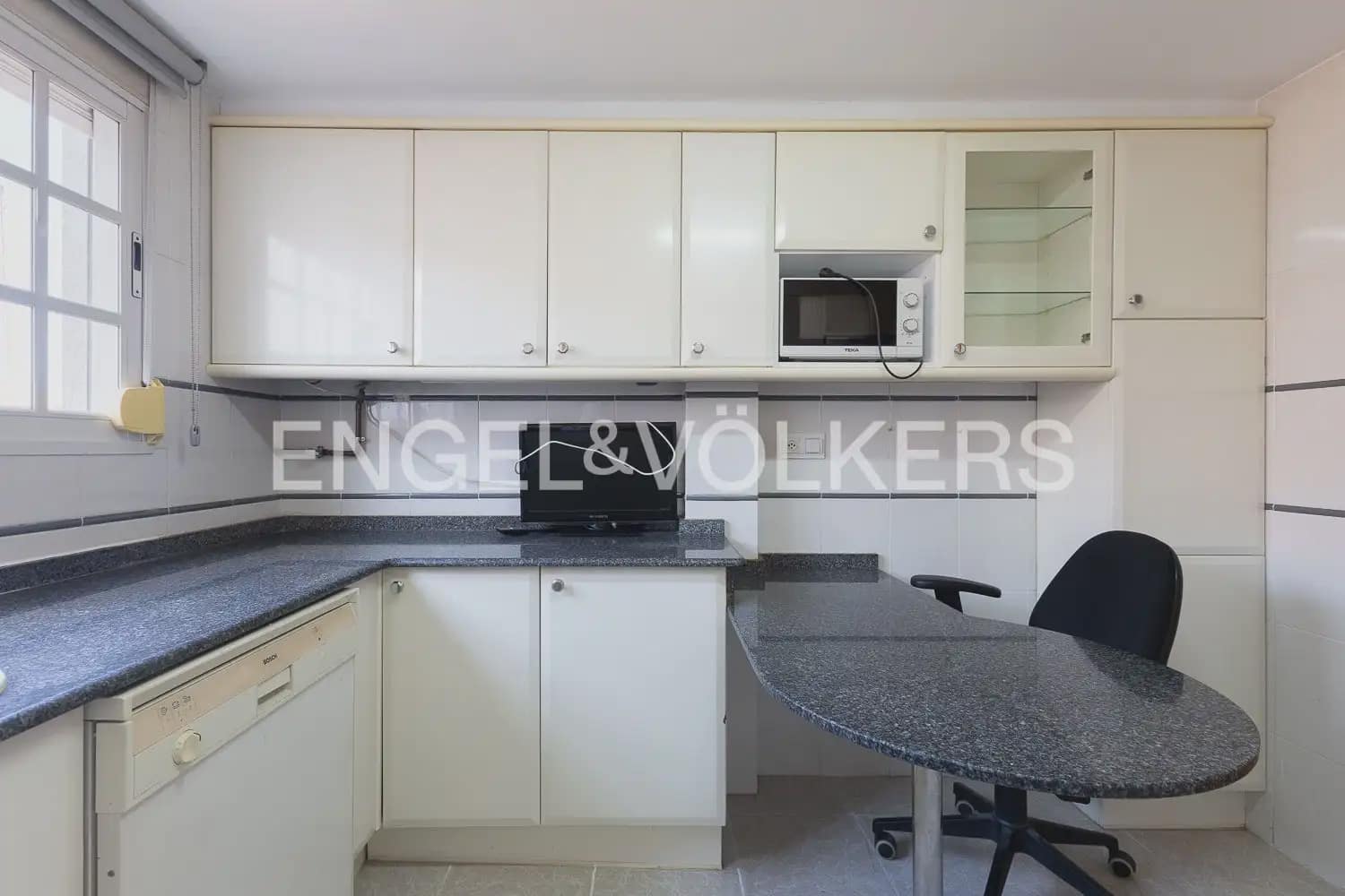Ático de 4 habitaciones en València ciudad en venta con garaje - 580.000 € (Ref: 10000622)