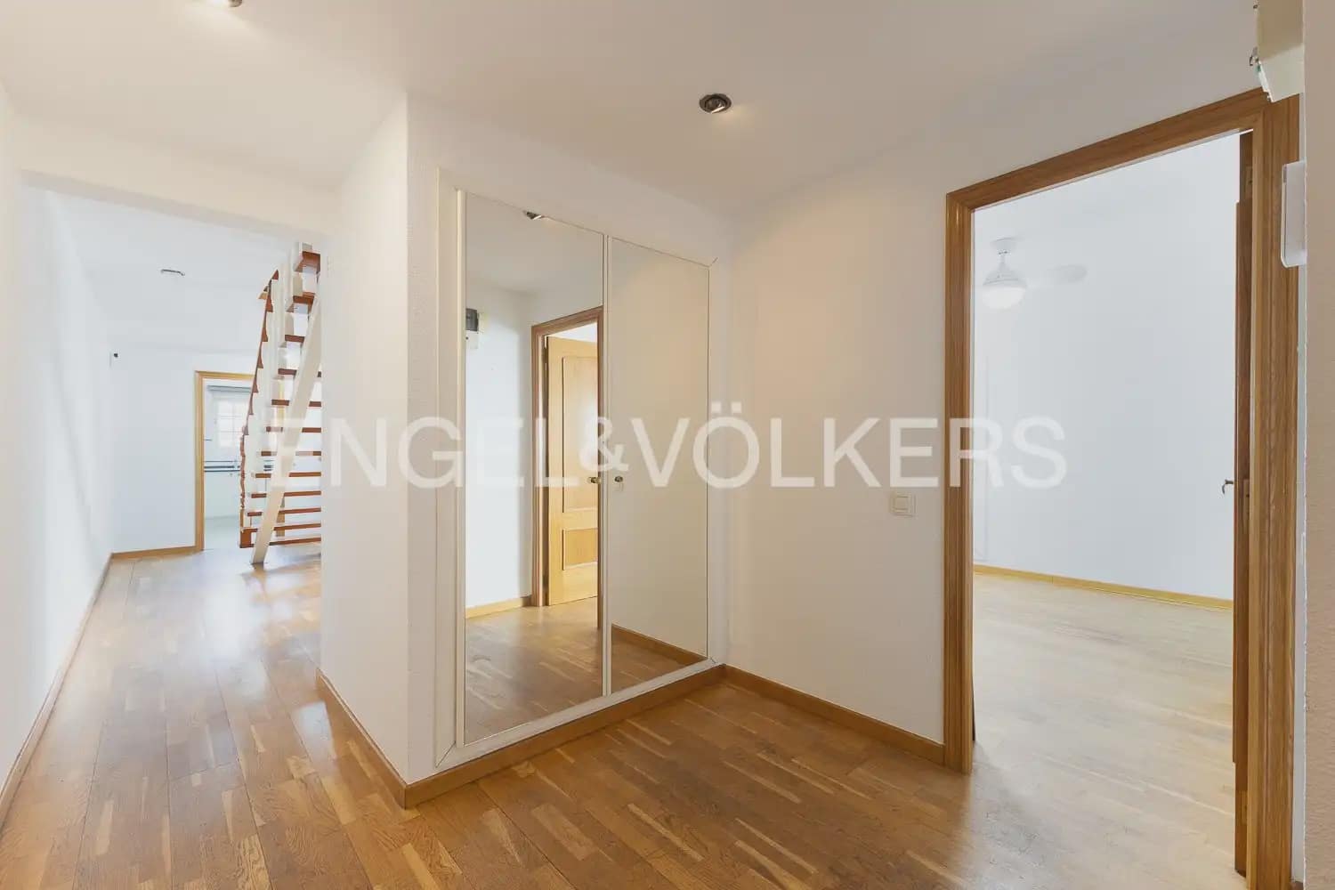 Ático de 4 habitaciones en València ciudad en venta con garaje - 580.000 € (Ref: 10000622)