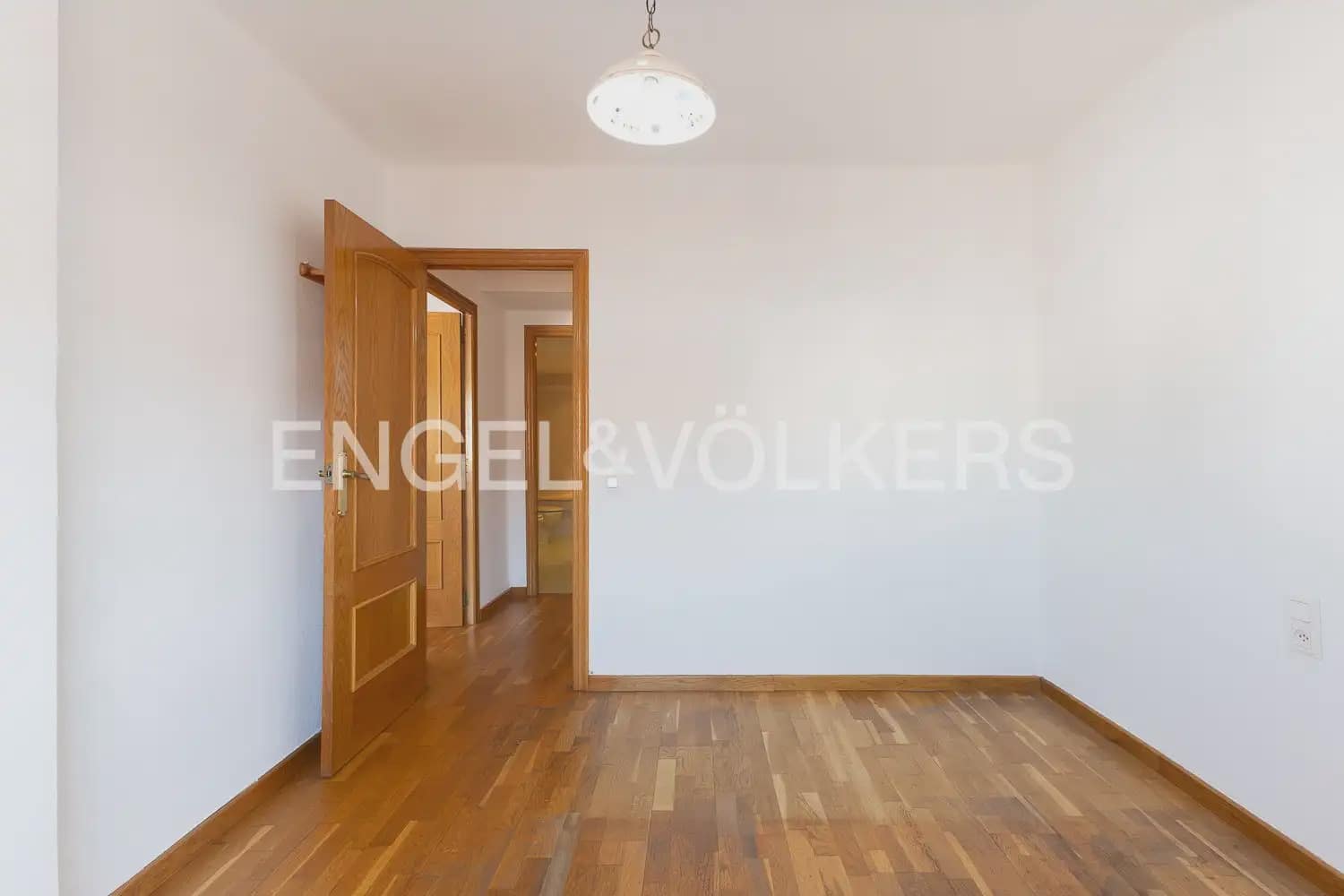 Ático de 4 habitaciones en València ciudad en venta con garaje - 580.000 € (Ref: 10000622)