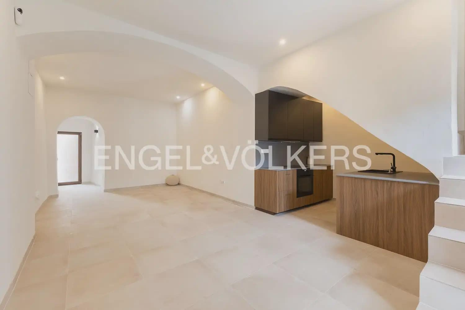 3 makuuhuone Omakotitalo myytävänä paikassa Naquera mukana uima-altaan - 395 000 € (Ref: 10000623)