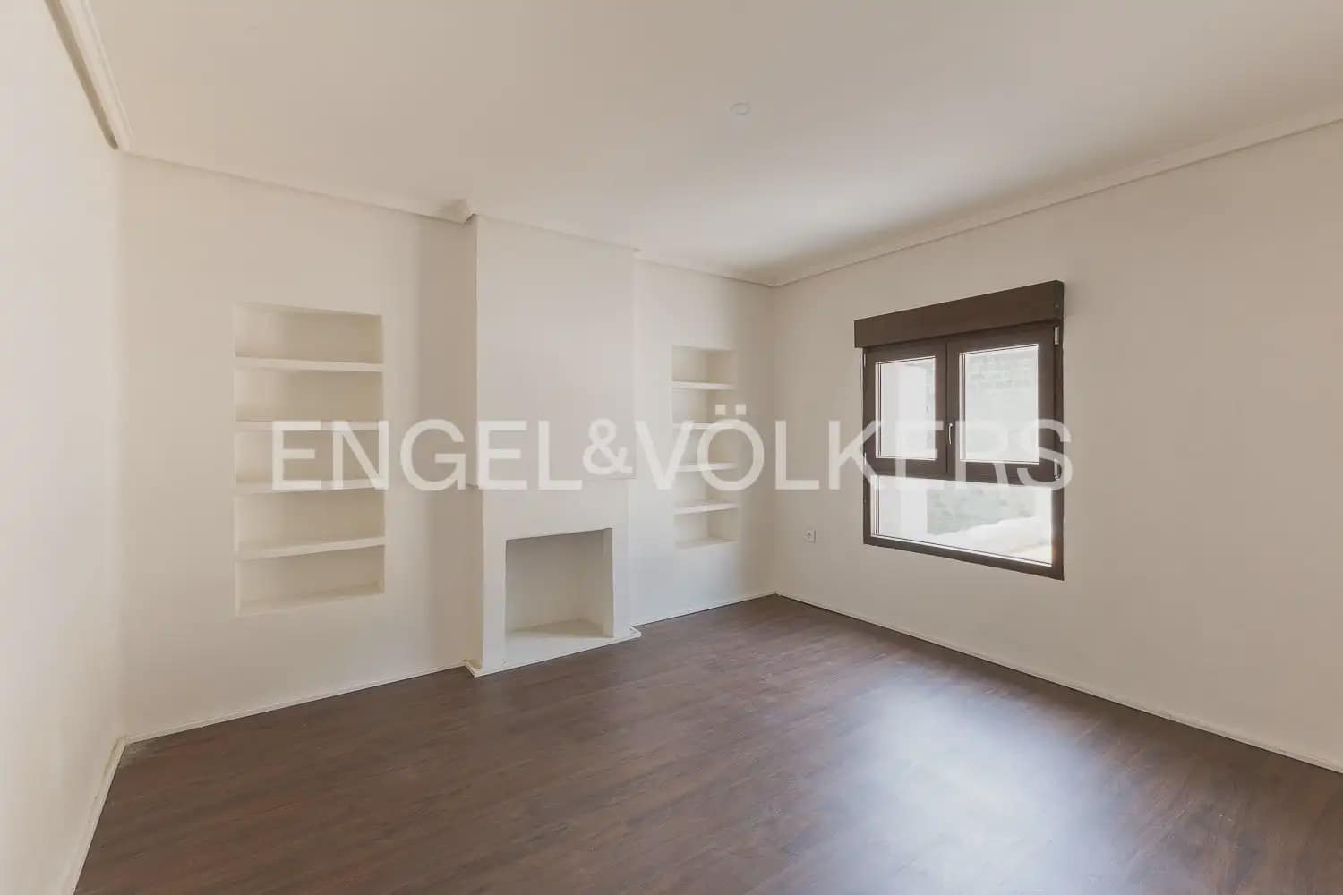 3 makuuhuone Omakotitalo myytävänä paikassa Naquera mukana uima-altaan - 395 000 € (Ref: 10000623)
