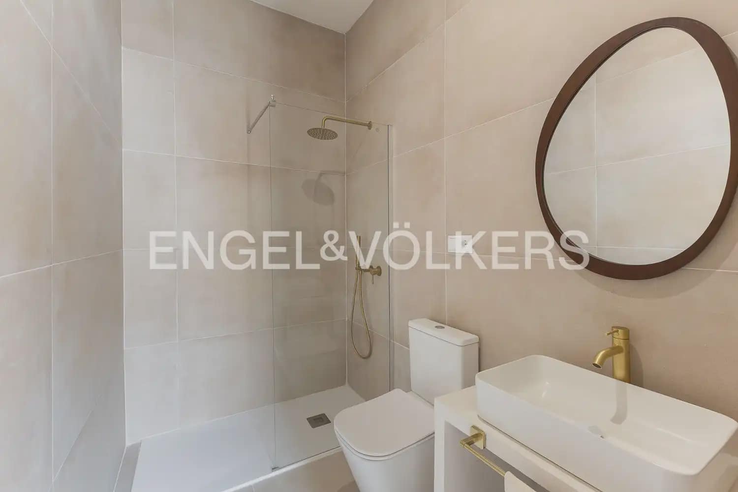 3 makuuhuone Omakotitalo myytävänä paikassa Naquera mukana uima-altaan - 395 000 € (Ref: 10000623)