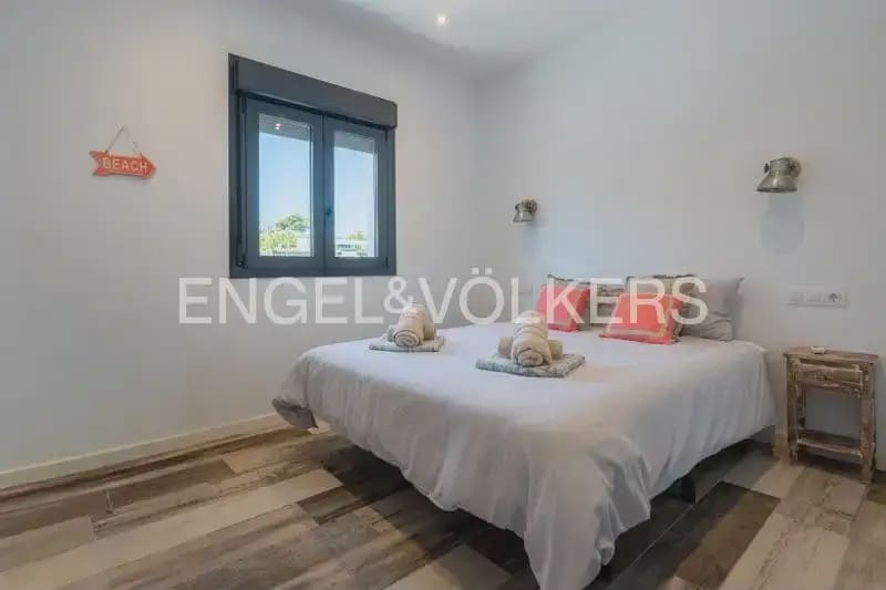 6 bedroom Villa for sale in Javea / Xabia - € 1,250,000 (Ref: 10000624)