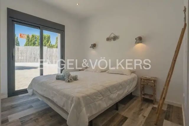 6 bedroom Villa for sale in Montañar - El Arenal, Javea / Xàbia - € 1,250,000 (Ref: 10000624)