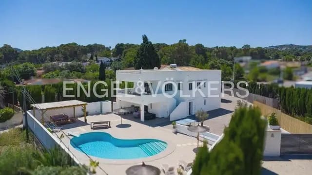 6 bedroom Villa for sale in Montañar - El Arenal, Javea / Xàbia - € 1,250,000 (Ref: 10000624)