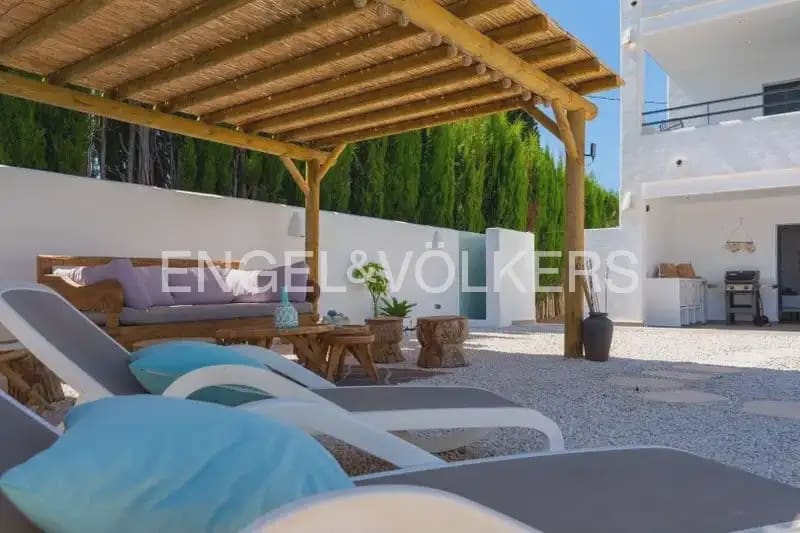 6 bedroom Villa for sale in Javea / Xabia - € 1,250,000 (Ref: 10000624)