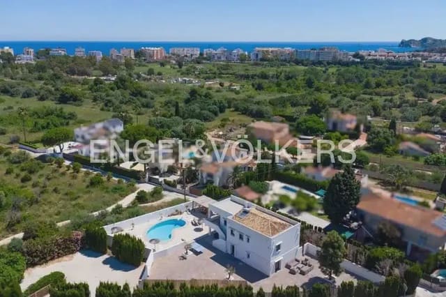 6 bedroom Villa for sale in Montañar - El Arenal, Javea / Xàbia - € 1,250,000 (Ref: 10000624)