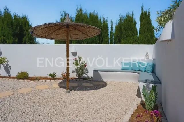 6 bedroom Villa for sale in Montañar - El Arenal, Javea / Xàbia - € 1,250,000 (Ref: 10000624)