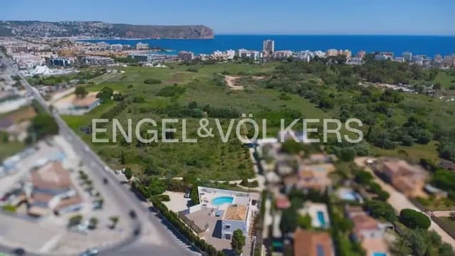6 bedroom Villa for sale in Montañar - El Arenal, Javea / Xàbia - € 1,250,000 (Ref: 10000624)