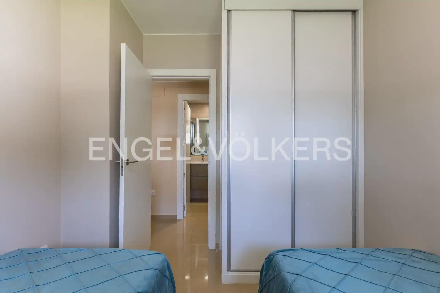 2 soverom Leilighet til salgs i Cabanes med svømmebasseng garasje - € 255 000 (Ref: 10001224)