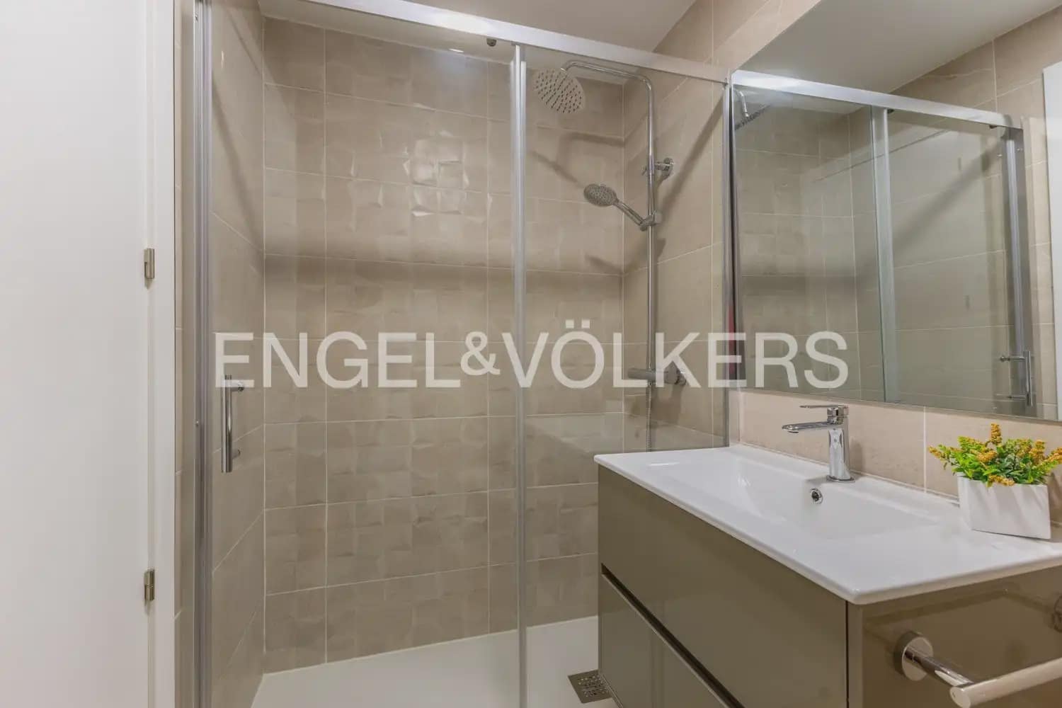 2 soverom Leilighet til salgs i Cabanes med svømmebasseng garasje - € 255 000 (Ref: 10001224)