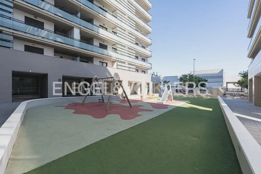 4 slaapkamer Flat te huur in Sagunto / Sagunt met zwembad garage - € 2.000 (Ref: 10001225)