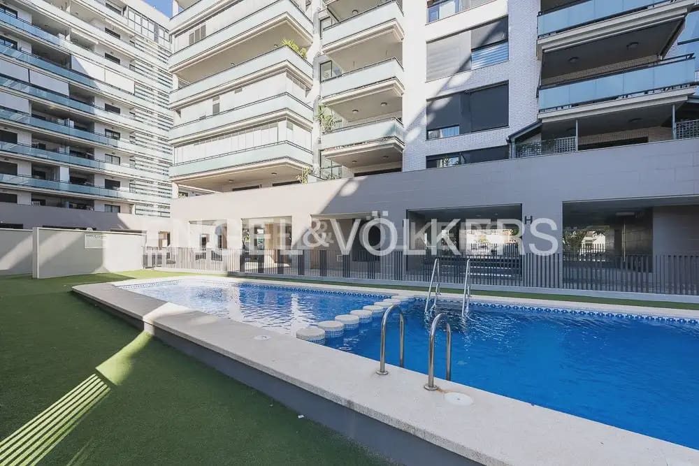 4 slaapkamer Flat te huur in Sagunto / Sagunt met zwembad garage - € 2.000 (Ref: 10001225)