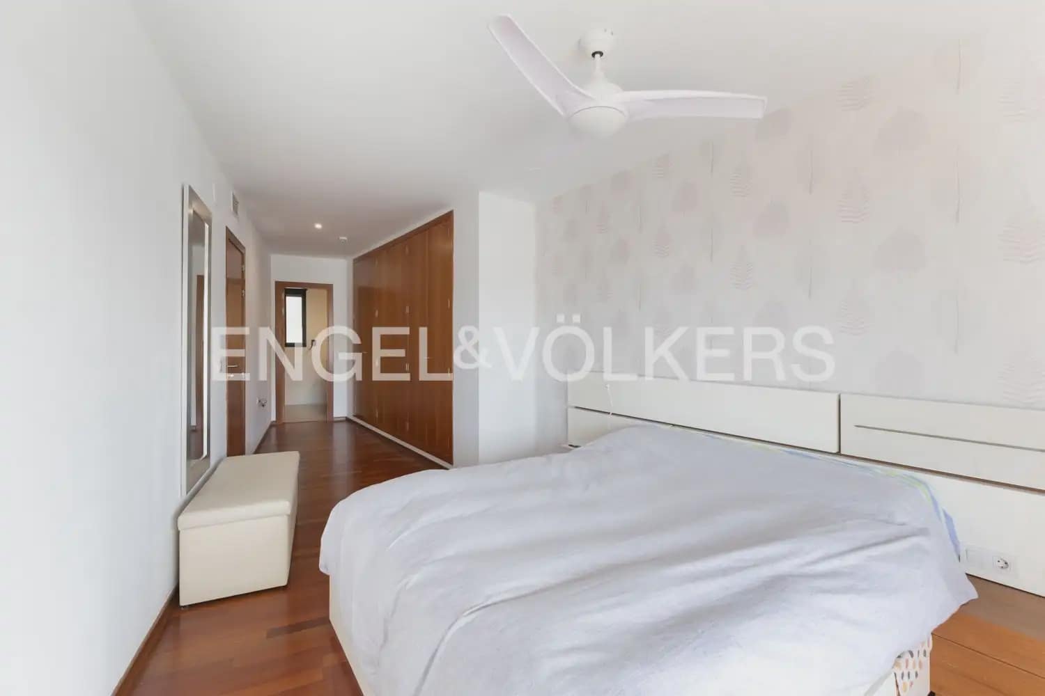 4 slaapkamer Flat te huur in Sagunto / Sagunt met zwembad garage - € 2.000 (Ref: 10001225)