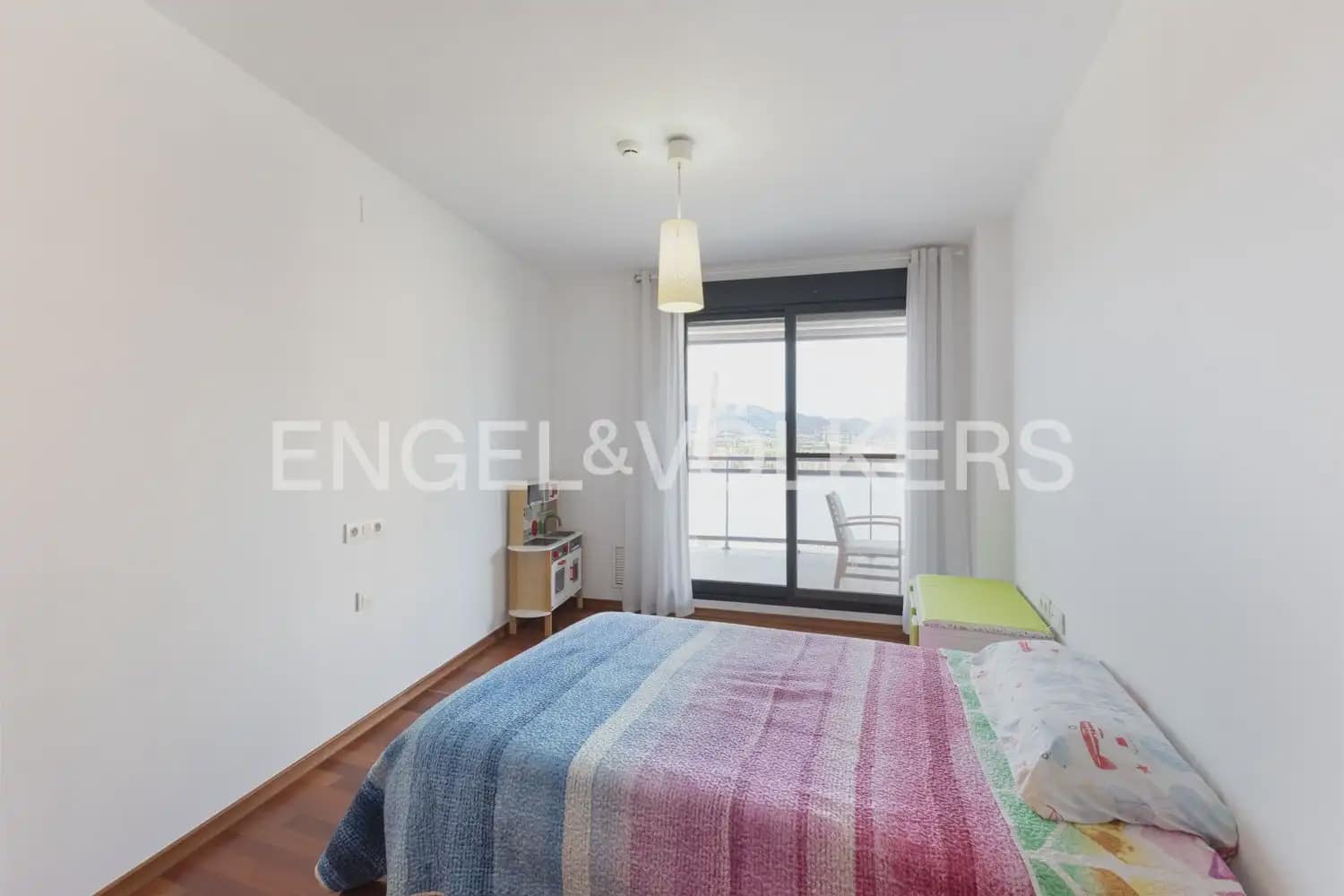 4 slaapkamer Flat te huur in Sagunto / Sagunt met zwembad garage - € 2.000 (Ref: 10001225)