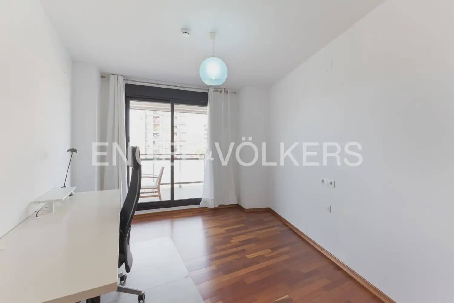 4 slaapkamer Flat te huur in Sagunto / Sagunt met zwembad garage - € 2.000 (Ref: 10001225)