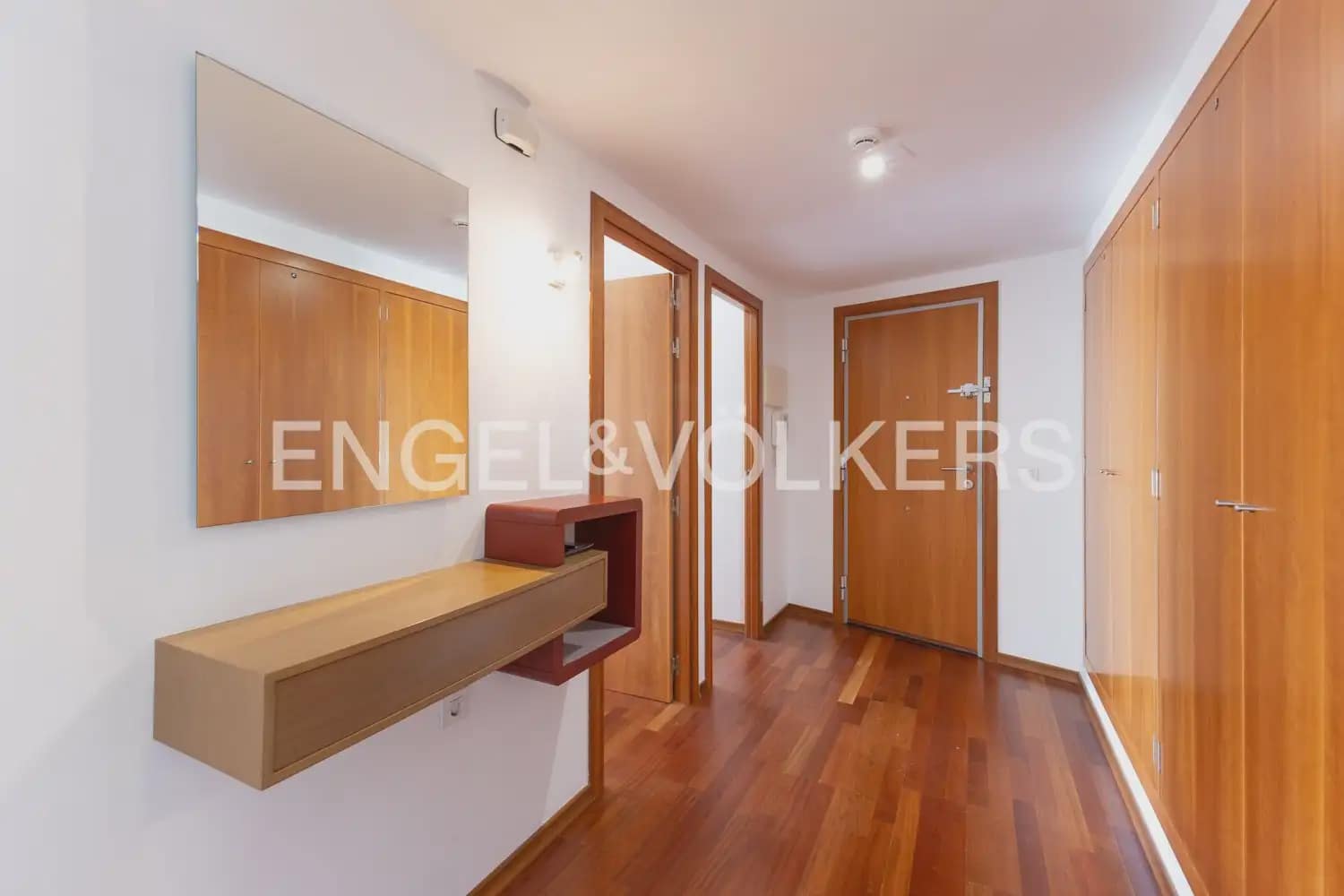 4 slaapkamer Flat te huur in Sagunto / Sagunt met zwembad garage - € 2.000 (Ref: 10001225)