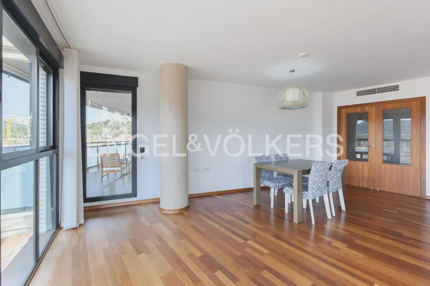 4 slaapkamer Flat te huur in Sagunto / Sagunt met zwembad garage - € 2.000 (Ref: 10001225)