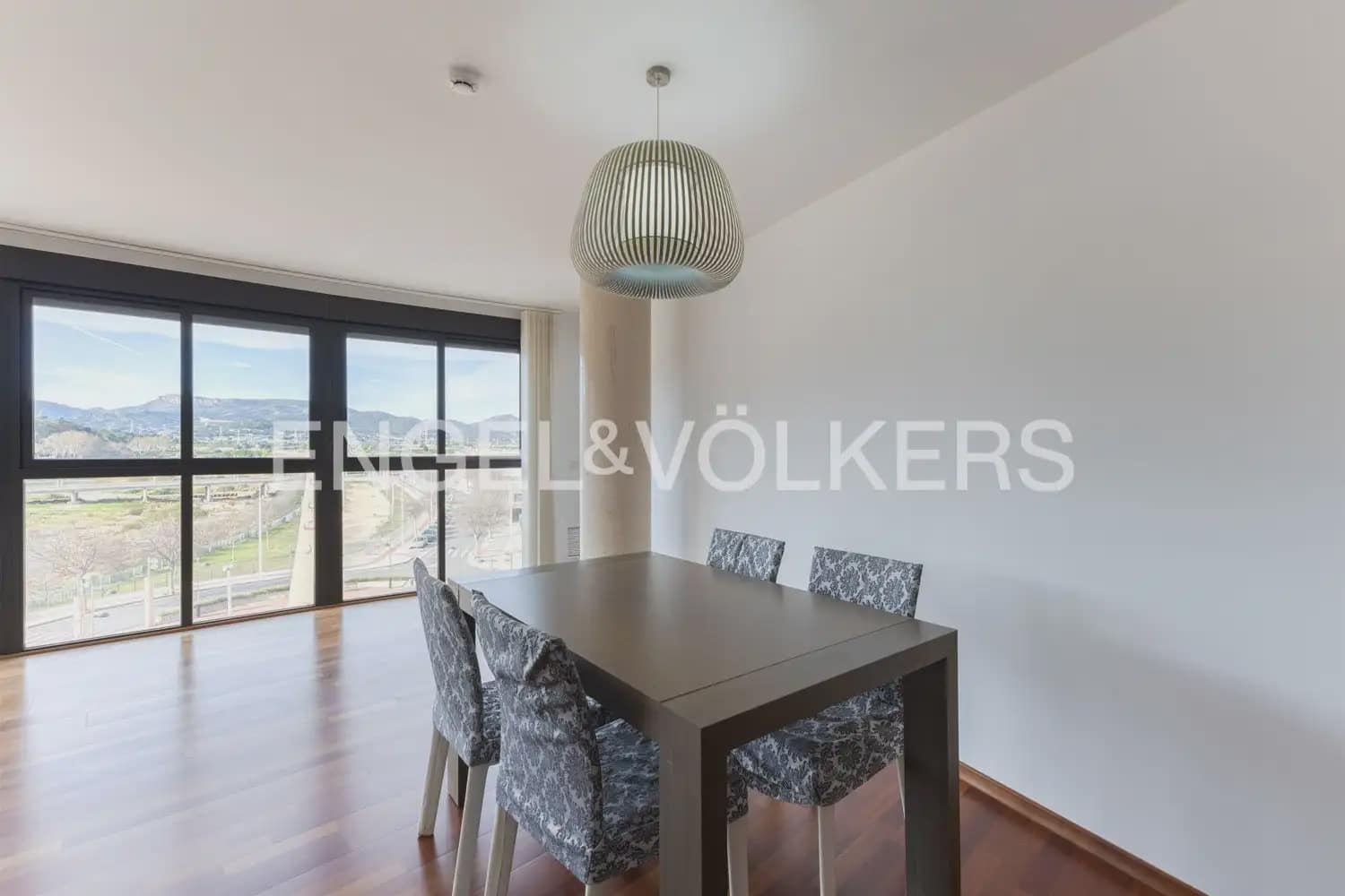 4 slaapkamer Flat te huur in Sagunto / Sagunt met zwembad garage - € 2.000 (Ref: 10001225)