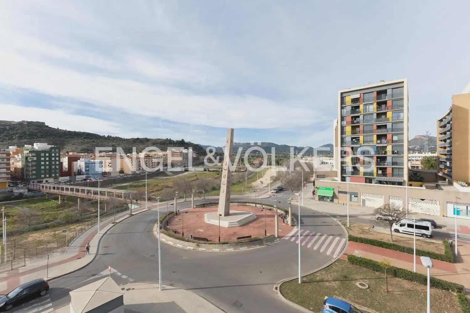 4 slaapkamer Flat te huur in Sagunto / Sagunt met zwembad garage - € 2.000 (Ref: 10001225)