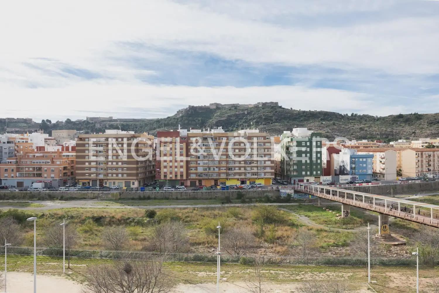 4 slaapkamer Flat te huur in Sagunto / Sagunt met zwembad garage - € 2.000 (Ref: 10001225)