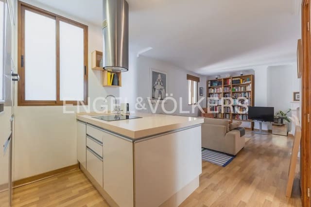 3 bedroom Flat for sale in El Carme, Valencia city - € 425,000 (Ref: 10004313)