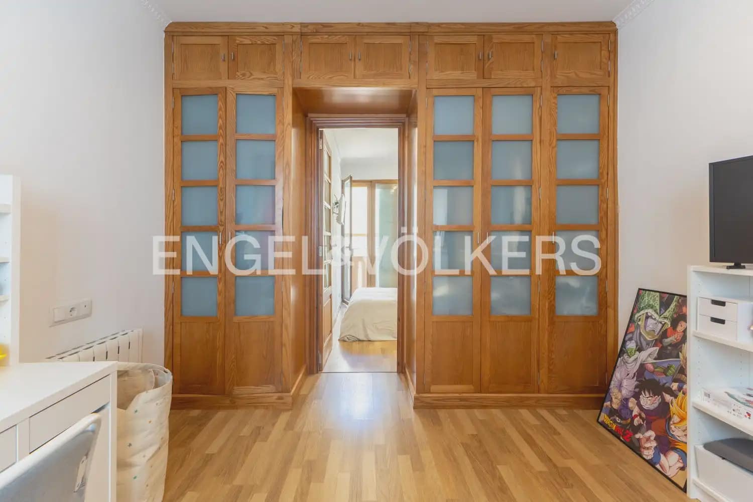 3 bedroom Flat for sale in Valencia city - € 425,000 (Ref: 10004313)