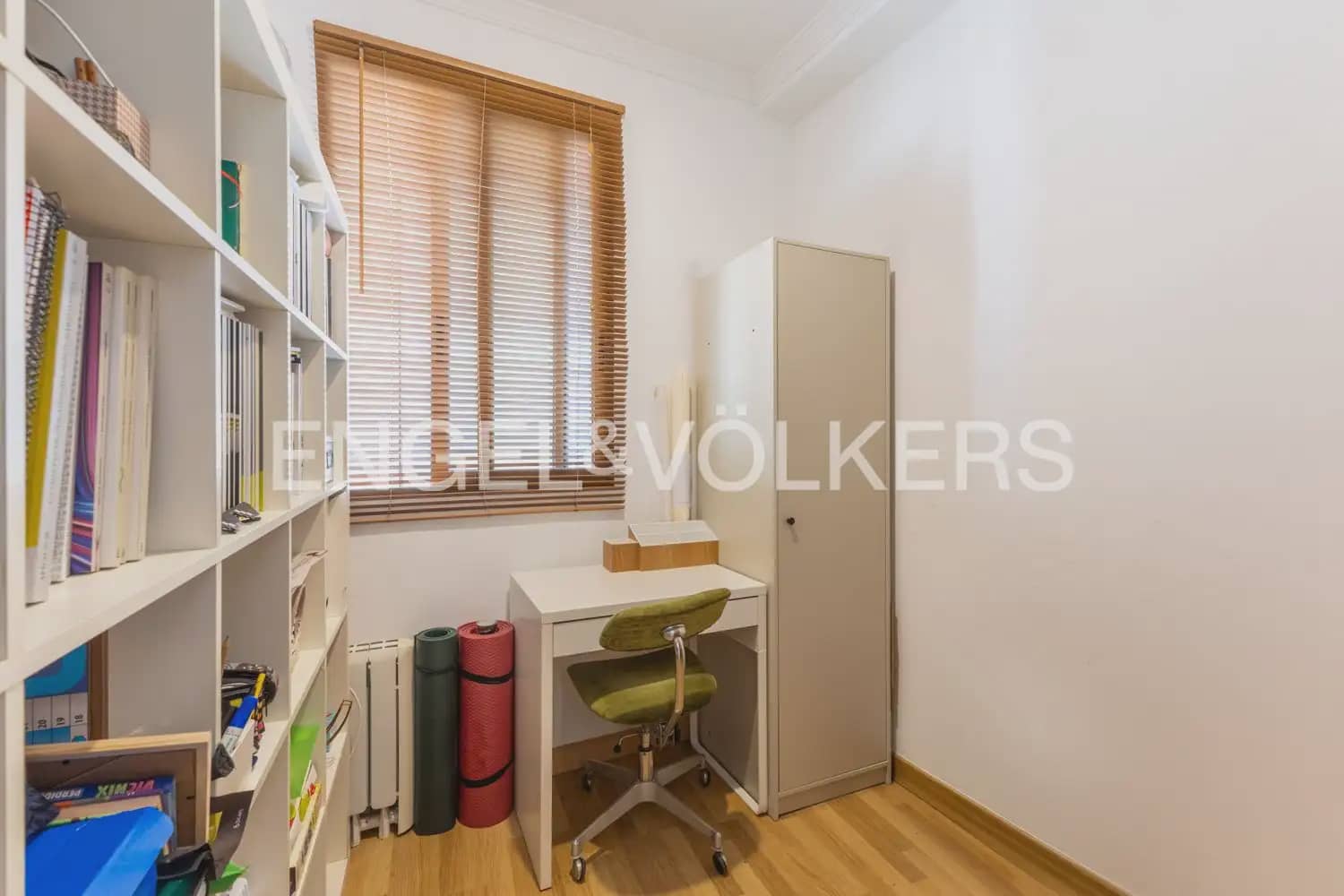 3 bedroom Flat for sale in Valencia city - € 425,000 (Ref: 10004313)