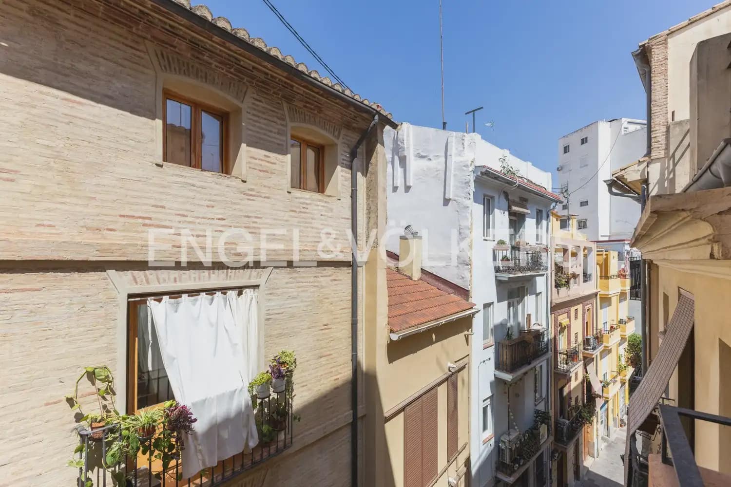 3 bedroom Flat for sale in Valencia city - € 425,000 (Ref: 10004313)
