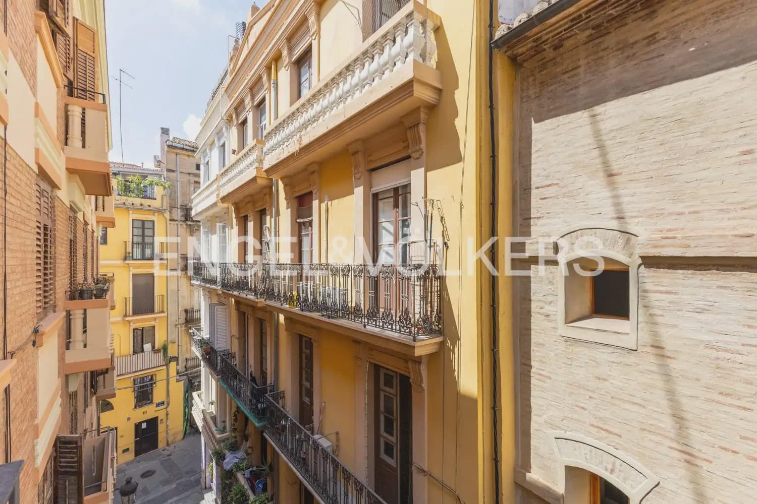 3 bedroom Flat for sale in Valencia city - € 425,000 (Ref: 10004313)