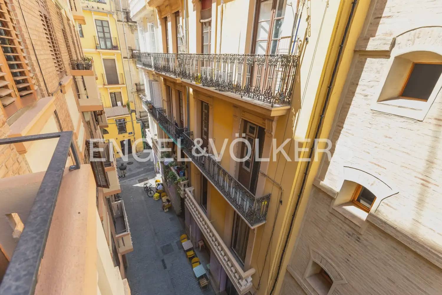 3 bedroom Flat for sale in Valencia city - € 425,000 (Ref: 10004313)
