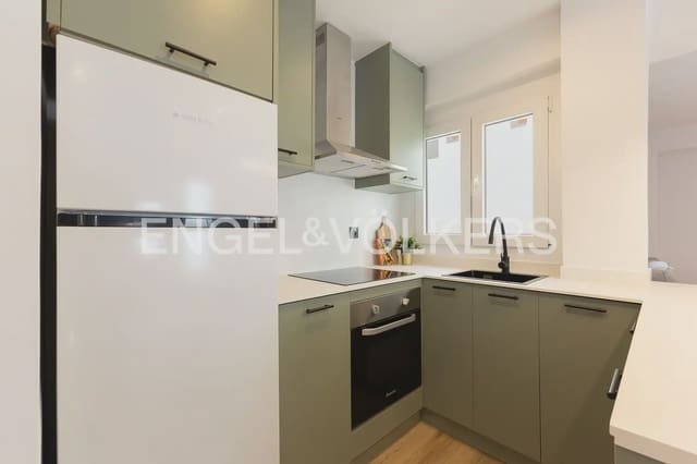 2 quarto Apartamento para arrendar em Mont-Olivet, Valência cidade - 1 600 € (Ref: 10004585)