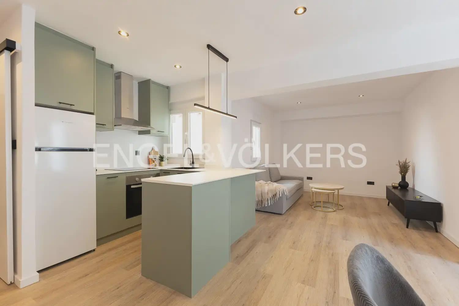 2 quarto Apartamento para arrendar em Valencia cidade - 1 600 € (Ref: 10004585)