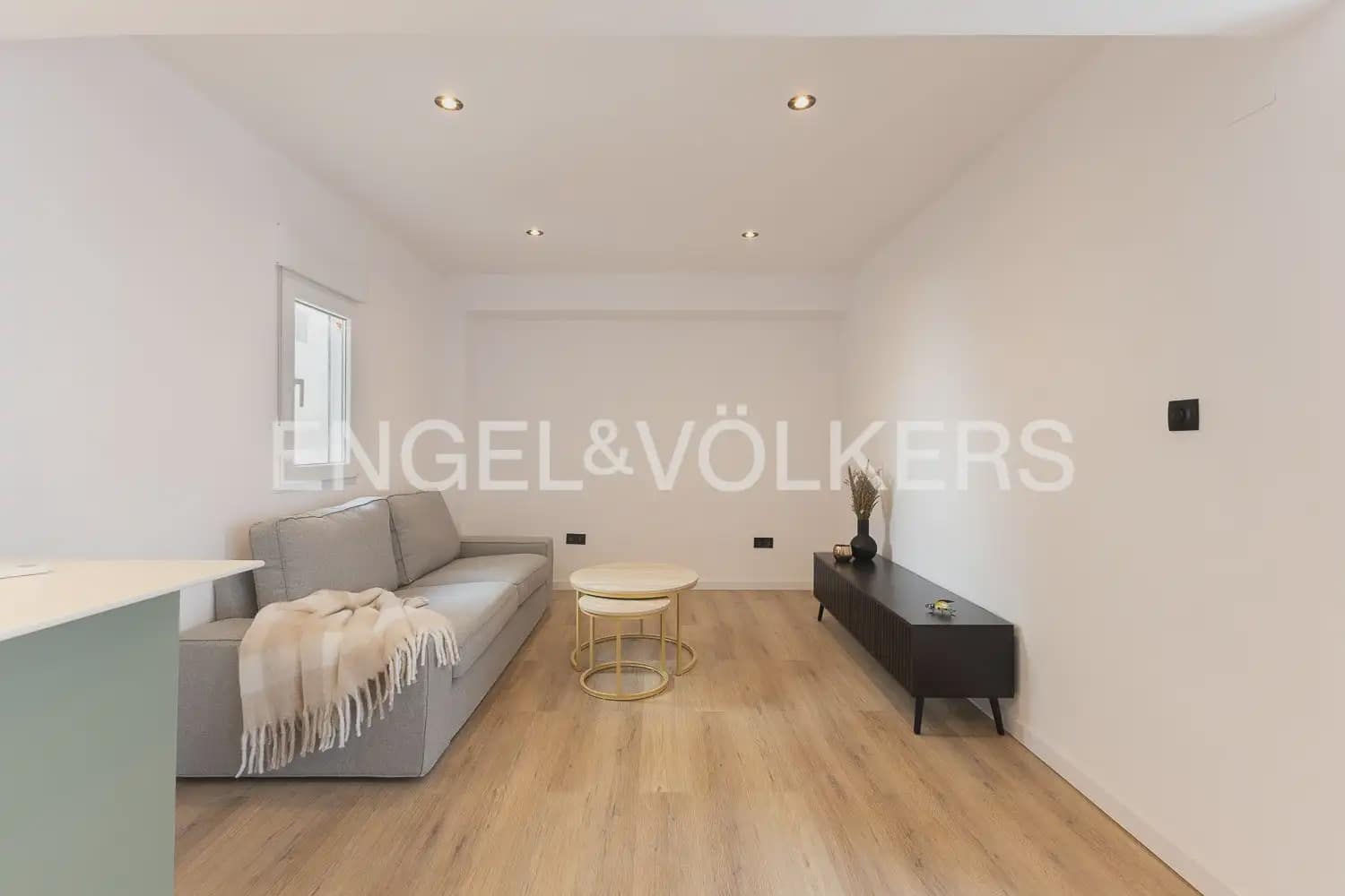 2 quarto Apartamento para arrendar em Valencia cidade - 1 600 € (Ref: 10004585)