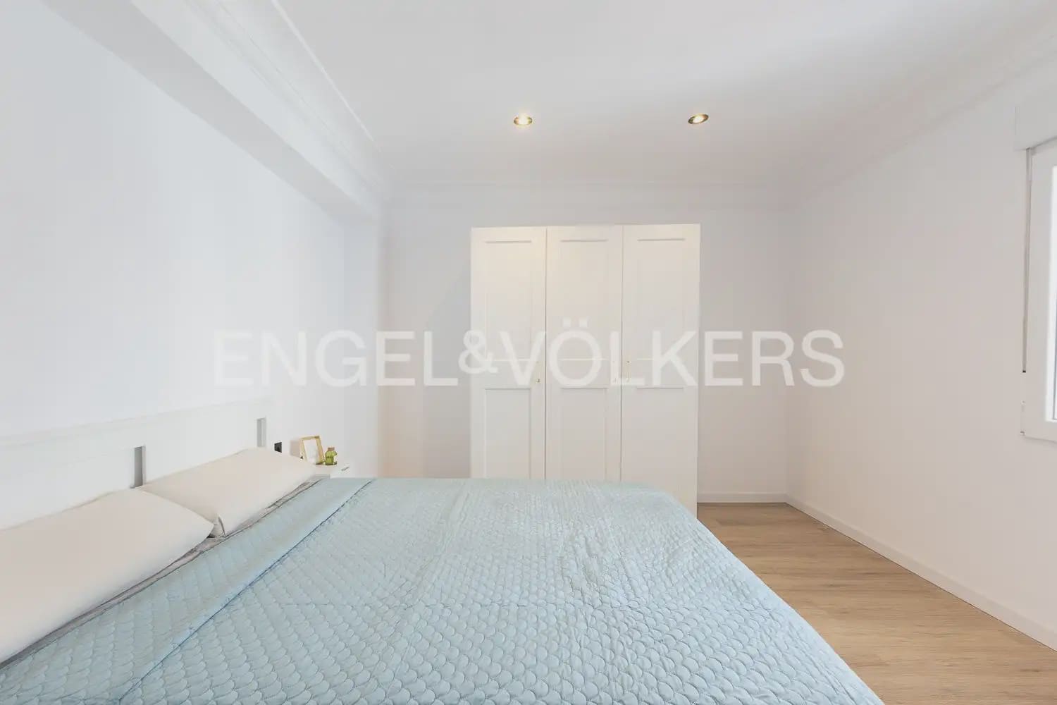 2 quarto Apartamento para arrendar em Valencia cidade - 1 600 € (Ref: 10004585)