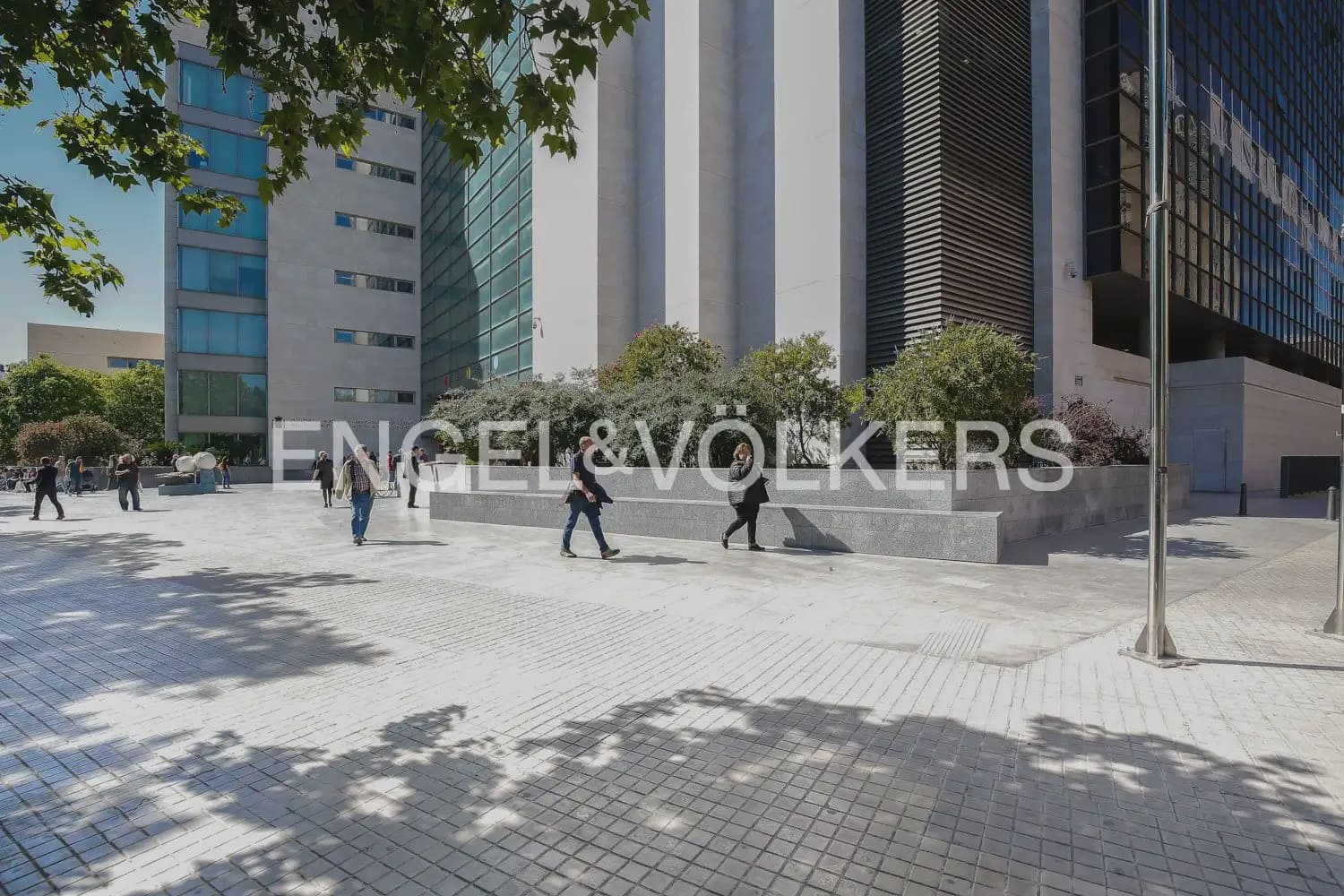 2 quarto Apartamento para arrendar em Valencia cidade - 1 600 € (Ref: 10004585)