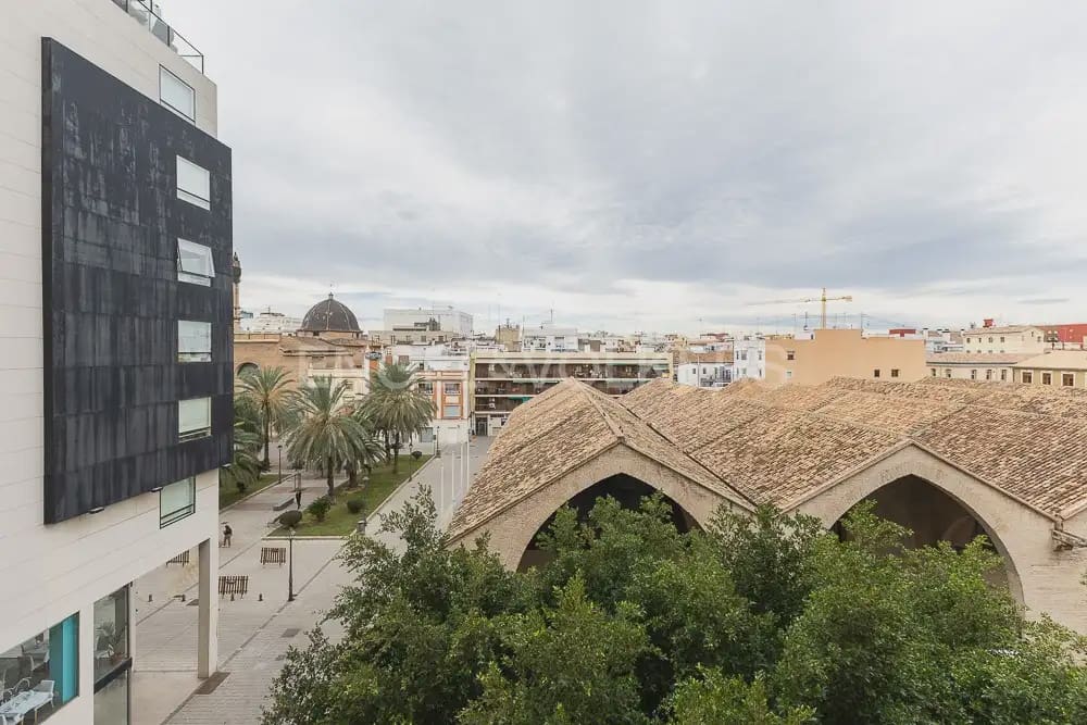 Piso de 2 habitaciones en València ciudad en alquiler - 2.500 € (Ref: 10004687)