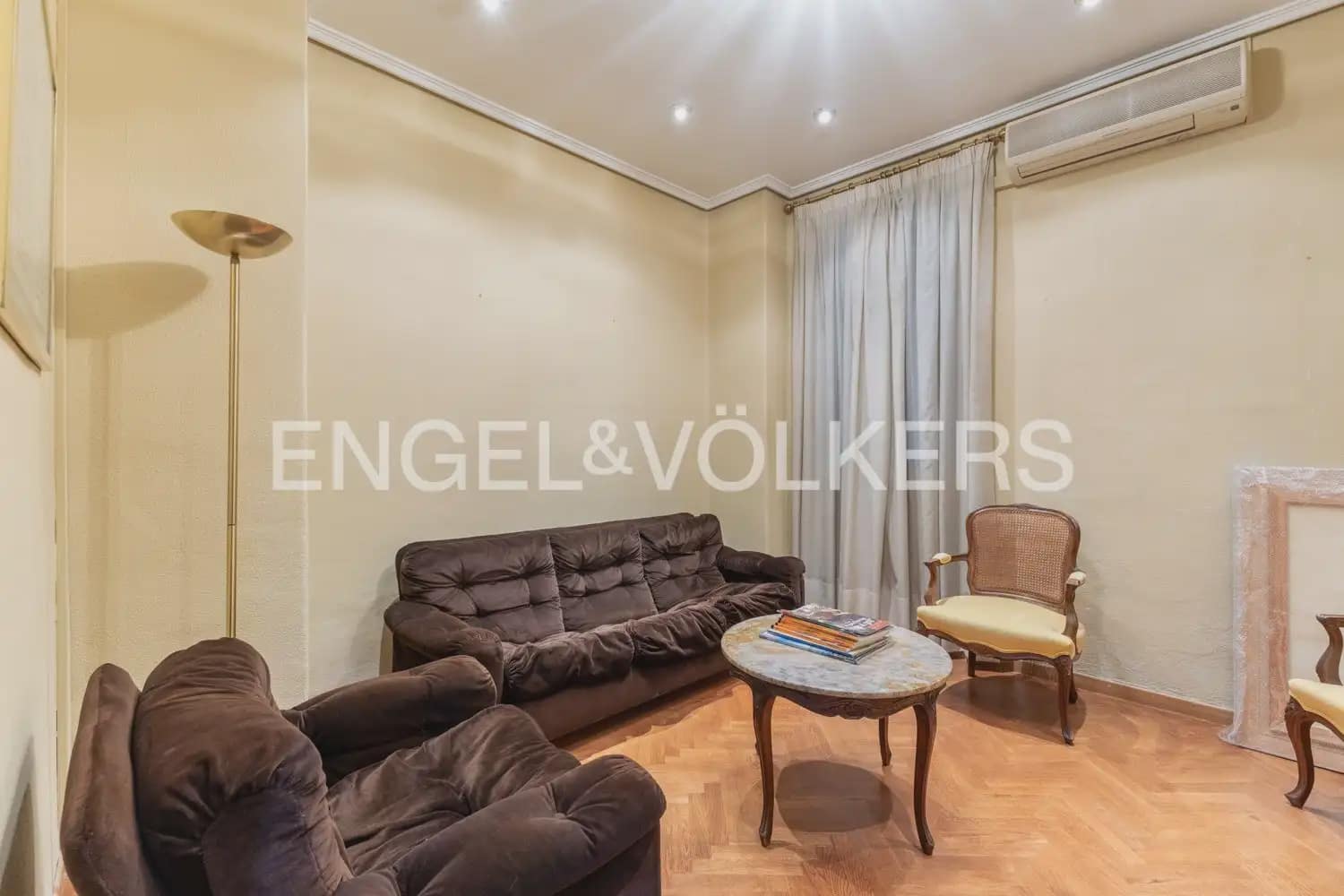 4 Zimmer Wohnung zu verkaufen in Valencia Stadt - 835.000 € (Ref: 10004688)
