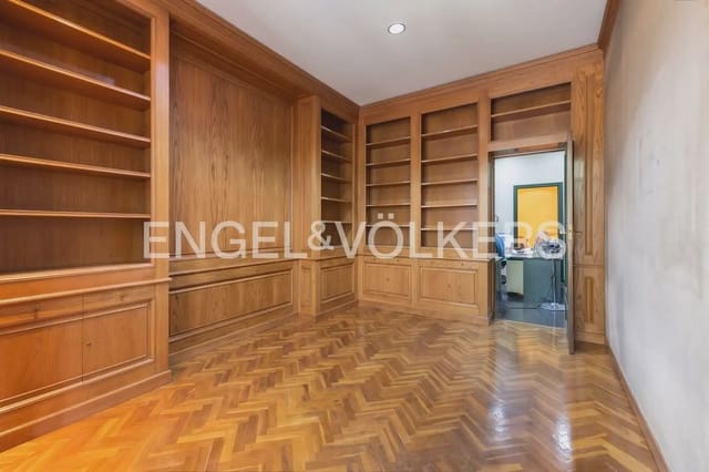 4 Zimmer Wohnung zu verkaufen in La Gran Via, València Stadt - 835.000 € (Ref: 10004688)