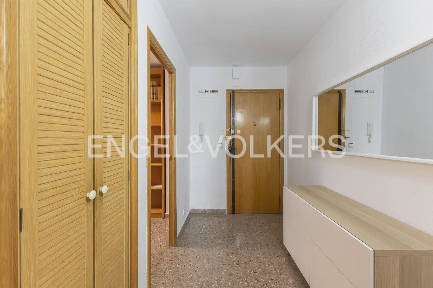 4 chambre Appartement à vendre à Valence ville avec garage - 430 000 € (Ref: 10004765)
